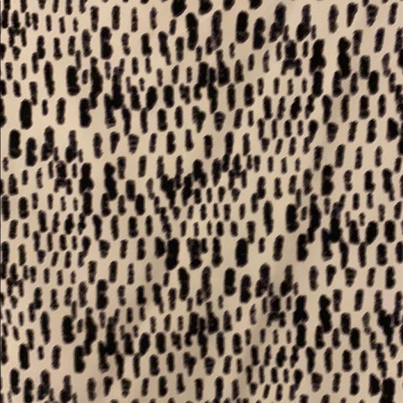 Patterned top - Picture 2 of 3